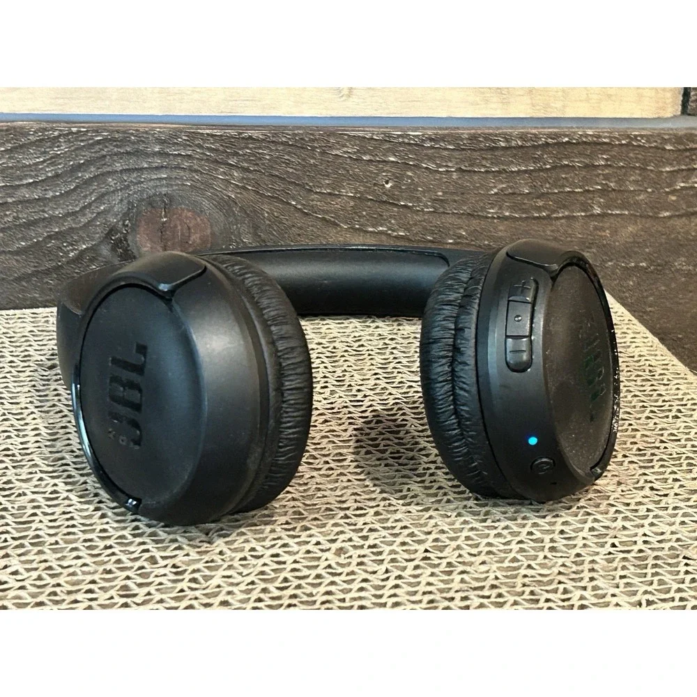 JBL Tune 510 BT‎ Wireless On-Ear Headset With Pure Bass Sound- Black